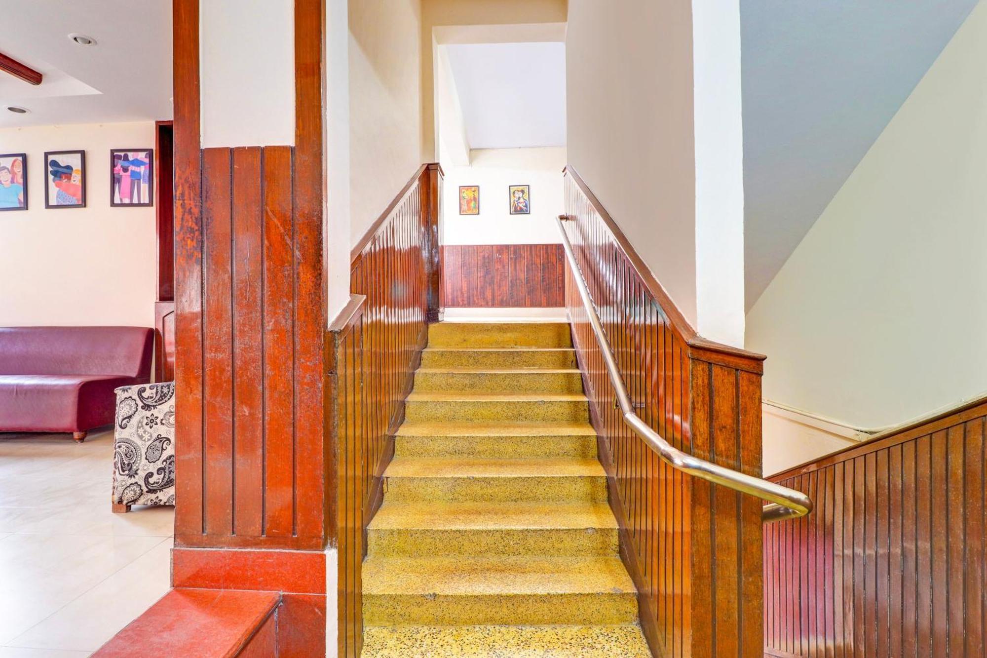 Super Collection O Pioneer Hotel Mussoorie Exterior foto