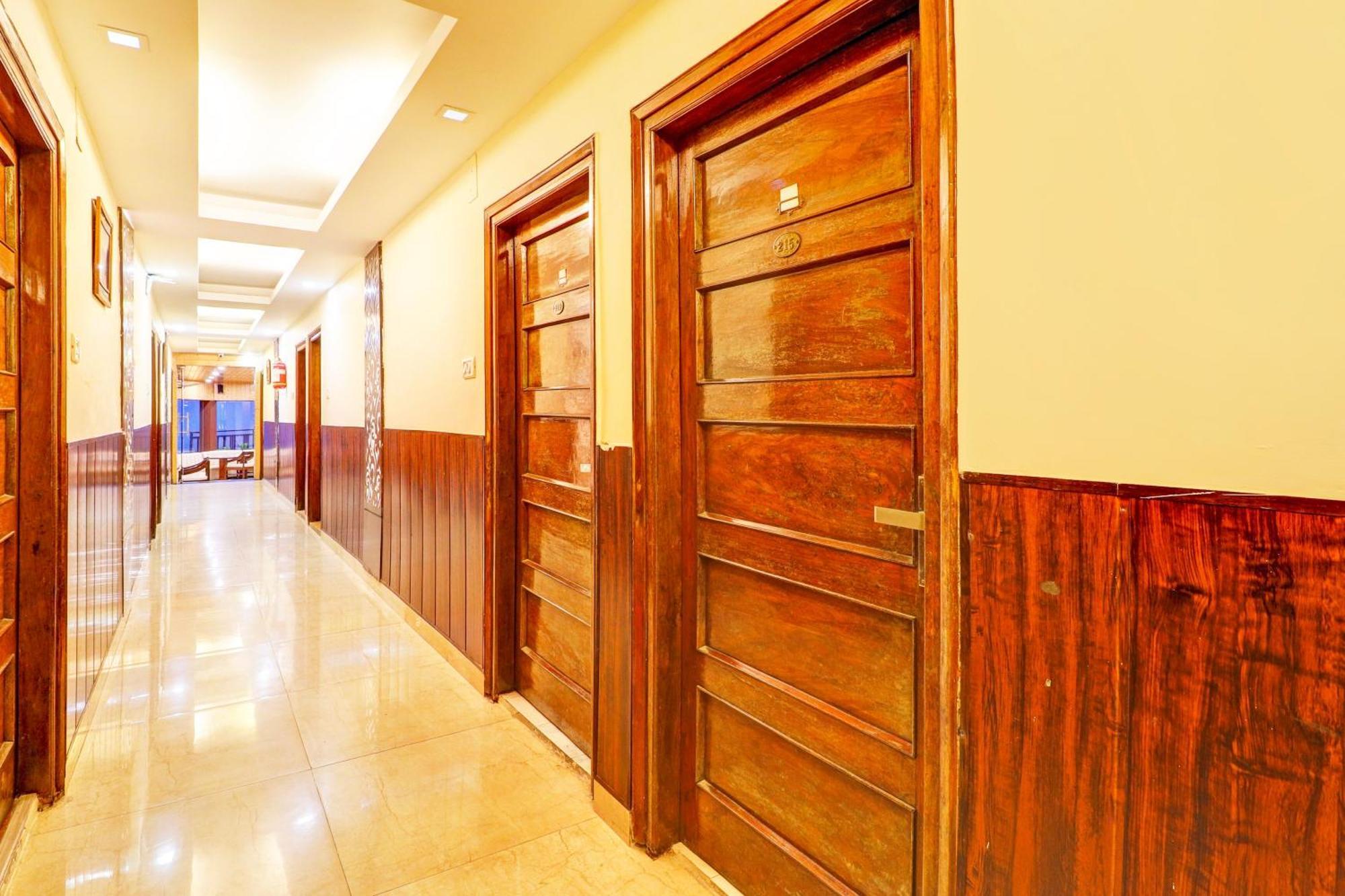 Super Collection O Pioneer Hotel Mussoorie Exterior foto